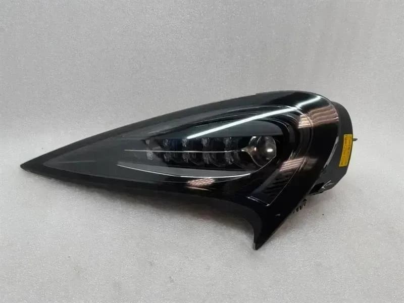 MCLAREN McLaren 570S Spider Left Head Light 13A3754CP RIGHT HAND DRIVE RHD