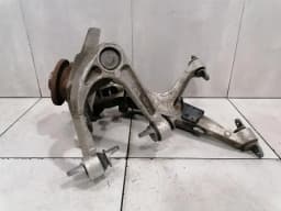 MCLAREN McLaren 570S Spider Right Front Hub 13BA103CP Wheel Bearing Case Front Right — thumbnail 3
