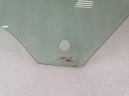 MCLAREN McLaren 570S Spider Left Front Door Glass 65809100 Door Window Front Left — thumbnail 4
