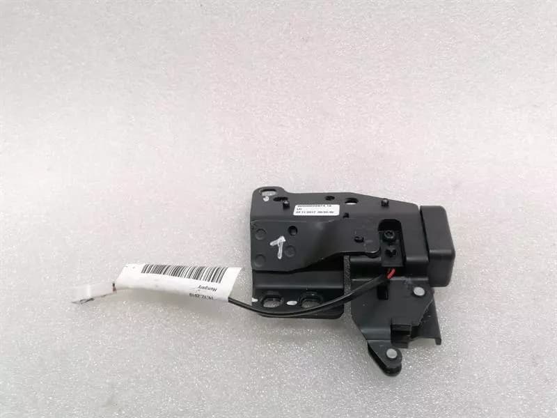 McLaren 570S Spider 9224644A LEFT ROOF LOCK LEFT ROOF LOCK