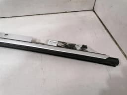MCLAREN MCLAREN GT P22 RIGHT Body Moulding 22AC905GP RIGHT Bar — thumbnail 9