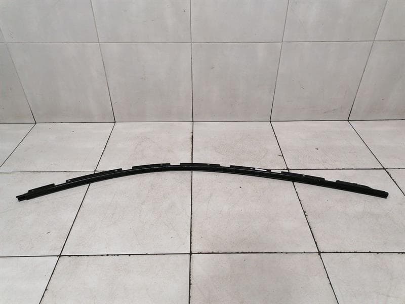 McLaren RIGHT Body Moulding 13A6913GP Bar RIGHT