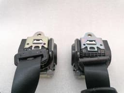MCLAREN McLaren 570S Spider front seatbelt 11N4127CP seatbelt belt front — thumbnail 7