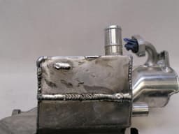 MCLAREN McLaren 570S Spider Oil sump 11F1178CP OIL PAN — thumbnail 4
