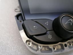 MCLAREN McLaren 570S Spider Navigation Monitor 13M0839CP Sat Nav Display Picture Shirt — thumbnail 7