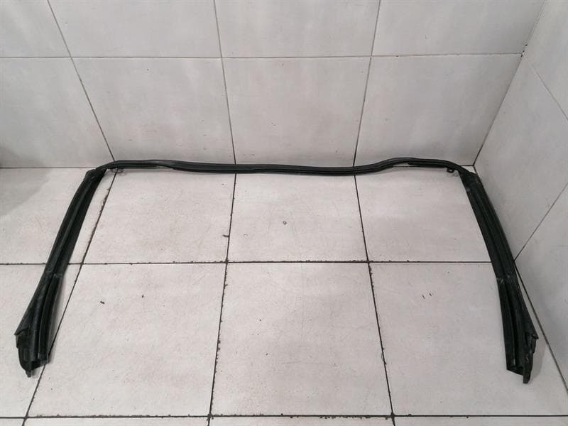 PORSCHE Porsche 911 991 convertible windscreen seal 99153707703 seals convertible