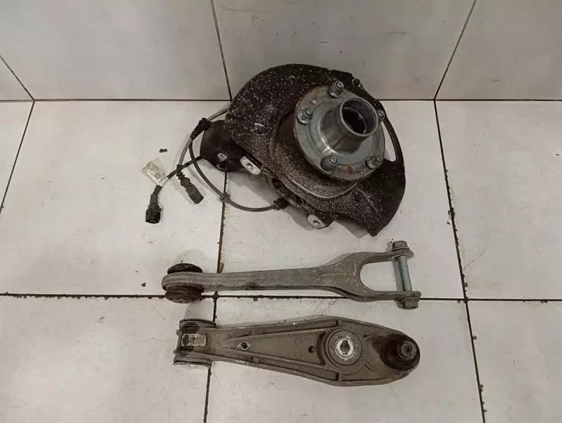 PORSCHE Porsche 911 991 Right Front Hub Set 99134185805 Wheel Bearing Housing Front Re AWD C4