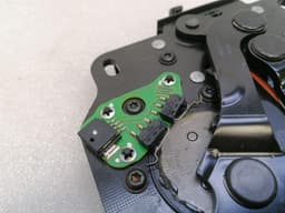 PORSCHE Porsche 911 991 Hardtop Catch 99156111703 Soft Top Lock Catch 991 718 — thumbnail 7
