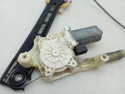PORSCHE Porsche 911 991 Right Front Door Winder 99154207602 Power Window Front Right — thumbnail 2