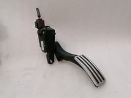 NISSAN NISSAN GT-R R35 THROTTLE PEDAL (ELECTRICAL) 18002JF00A RIGHT HAND DRIVE RHD — thumbnail 9