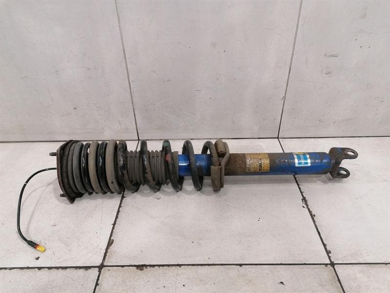 NISSAN Nissan GT-R R35 shock absorber rear E621038B0A shock absorber rear EDC