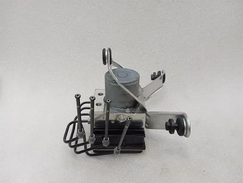PORSCHE Porsche 911 997 a.b.s pump 99735575513 ABS pump hydraulic block