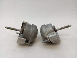 PORSCHE Porsche 911 997 Engine Mount Set 99737504908 Engine Holder Set — thumbnail 3
