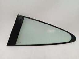 PORSCHE Porsche 911 997 left rear quarter glass 99754311100 door window 1/4 rear left — thumbnail 4