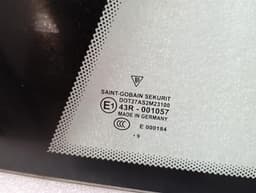PORSCHE Porsche 911 997 left rear quarter glass 99754311100 door window 1/4 rear left — thumbnail 5