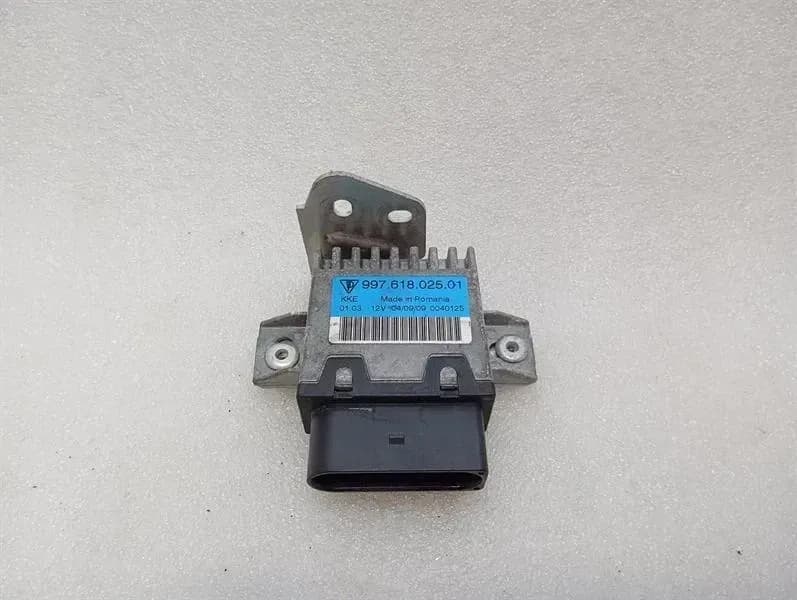 Porsche 911 997 electronic modules 99761802501 control unit fuel pump