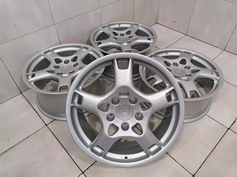PORSCHE 19 PORSCHE 987 ALLOY WHEEL SET 99736215805 ALLOY WHEEL SET 8JX19 9.5JX19