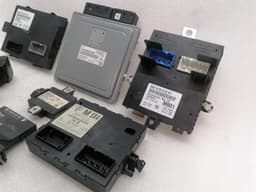 PORSCHE Porsche 911 997 Engine ECU Set 99761860701 Engine Control Unit Set 3.8 MK2 09-12 — thumbnail 2