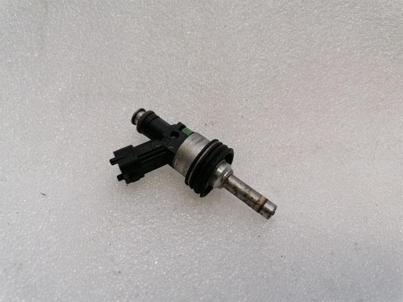 PORSCHE Porsche 911 997 Fuel Injector 9A160522100 Injection Nozzle MK2 09-12