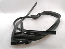 MCLAREN McLaren 600LT Spider Seal 13AA646SP Header Seal Around Windscreen Frame — thumbnail 5