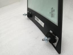 PORSCHE Porsche 911 997 right rear quarter glass 99754311205 door window 1/4 rear right — thumbnail 9