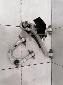 MCLAREN McLaren 600LT Right Front Wishbone 13BA209RP Front Right Wishbone SET SET — thumbnail 9