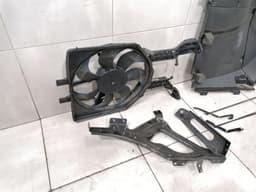 MCLAREN McLaren 600LT Spider Cooling Fan 13A6527CP LEFT FAN LEFT — thumbnail 3
