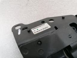 MCLAREN McLaren 600LT Spider 9224644A LEFT ROOF LATCH LEFT ROOF LOCK — thumbnail 3