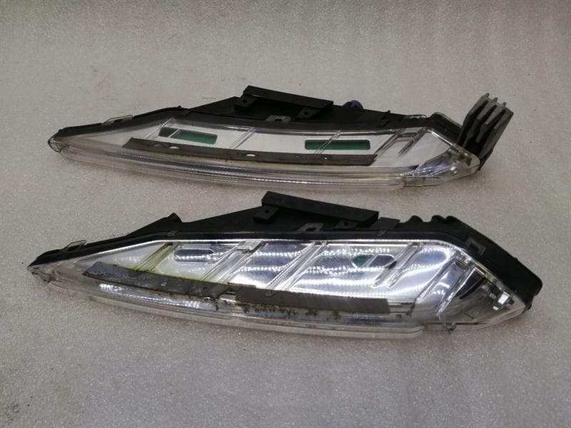 PORSCHE Porsche Macan 95B Indicator Set 95B953050A Side Indicator Set
