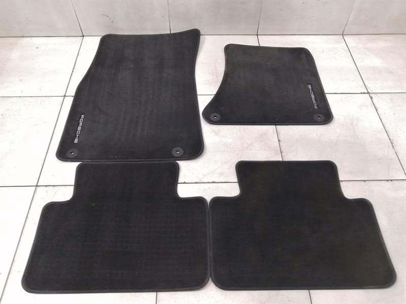 PORSCHE PORSCHE MACAN 95B MACAN TURBO RHD FLOOR MAT SET OF 4