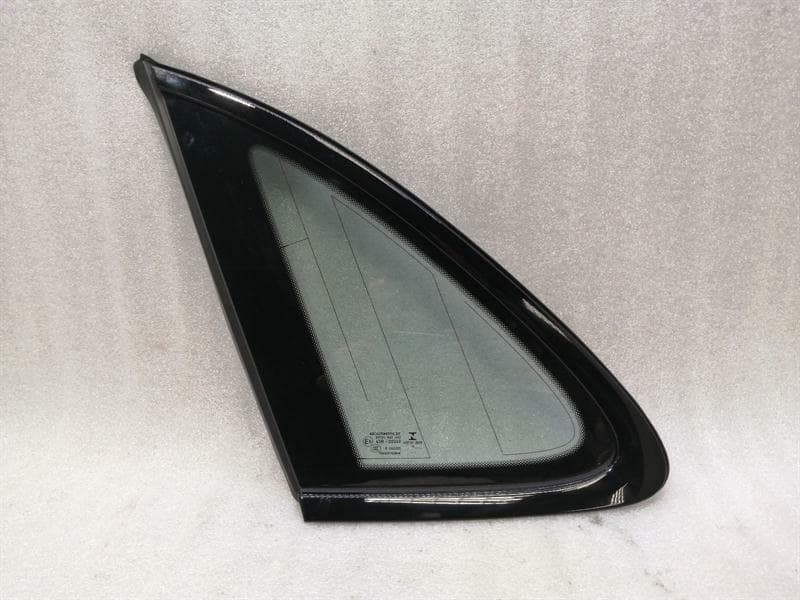 PORSCHE Porsche Macan 95b Left Rear Quarter Glass 95B845297DK Door Window 1⁄4 Rear Left