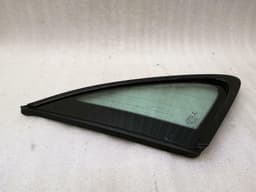 PORSCHE Porsche Macan 95b Left Rear Quarter Glass 95B845297DK Door Window 1⁄4 Rear Left — thumbnail 2