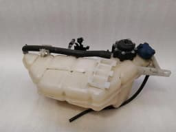 PORSCHE Porsche 911 997 Turbo Expansion Tank 99610605703 Expansion Tank Coolant — thumbnail 2