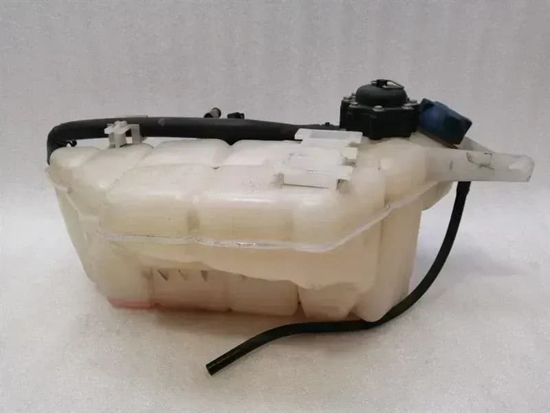 Porsche 911 997 Turbo Expansion Tank 99610605703 Expansion Tank Coolant