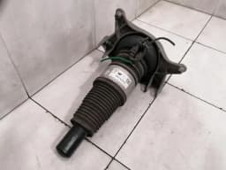 PORSCHE Porsche Macan 95B shock absorber front 95B616039D shock absorber front Airmatic — thumbnail 6