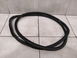 PORSCHE Porsche Macan 95b Front Left Door Seal 95B831721 Door Seals Front Li — thumbnail 3