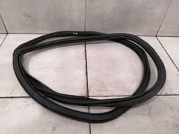 PORSCHE Porsche Macan 95B rear left door seal 95B833721 door seals rear Li — thumbnail 2