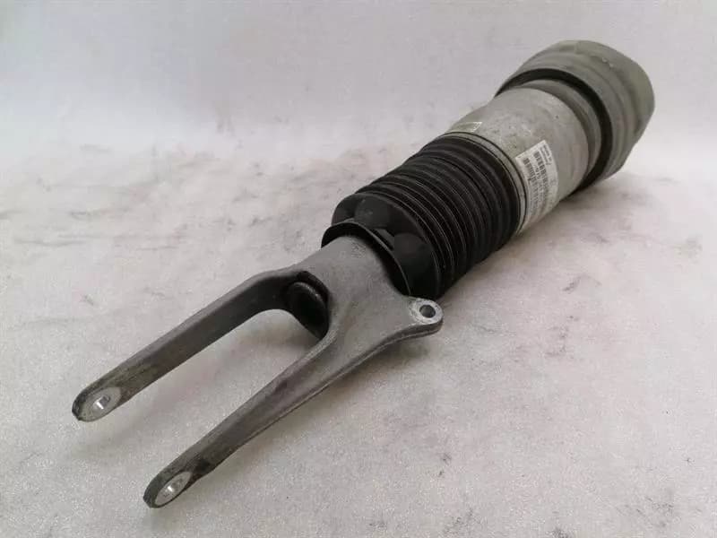 PORSCHE Porsche Panamera 970 shock absorber left 97034305110 shock absorber front Li PASM