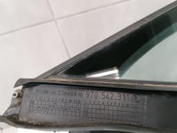PORSCHE Porsche Panamera 970 Left Front 1/4 Glass 97054231102 Door Window 1/4 Front Left — thumbnail 10