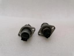 PORSCHE Porsche 911 997 VVT Solenoid Camshaft Timing Sensor Valve 99610530102 Valve — thumbnail 2
