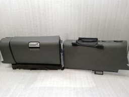 PORSCHE PORSCHE BOXSTER 997 RHD Glovebox And Knee Cover SET 99755244302 GREY LEATHER — thumbnail 1