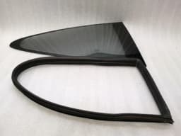 PORSCHE Porsche 911 997 Coupe Right Rear 1/4 Glass 99754311205 Door Window 1/4 Rear RH — thumbnail 6