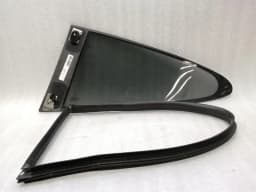 PORSCHE Porsche 911 997 Coupe Right Rear 1/4 Glass 99754311205 Door Window 1/4 Rear RH — thumbnail 8