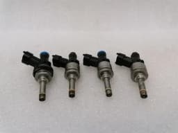 PORSCHE 4 x Porsche 911 997 Injector 9A160522000 Fuel Injector MK2 997.2 — thumbnail 1