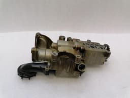 PORSCHE Porsche 911 997 oil pump 9A110705012 oil pump oil auxiliary pump — thumbnail 9