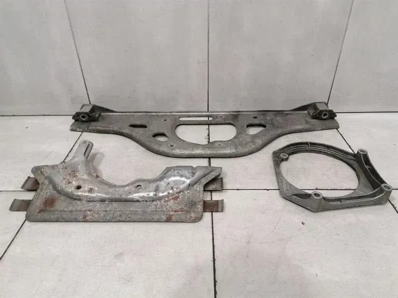 Porsche 911 997 Engine MA102 MOTOR BRACES 9A137523502