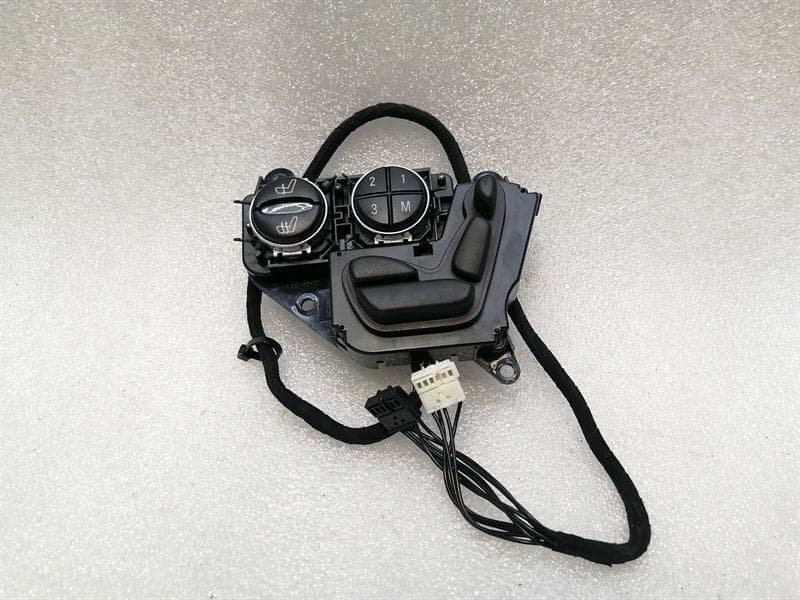 MERCEDES-BENZ Mercedes SL R230 right seat memory switch A2308211051 right seat switch