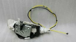 MERCEDES-BENZ Mercedes SL R230 RHD Left Door Lock A2307200735 Right Hand Drive — thumbnail 4