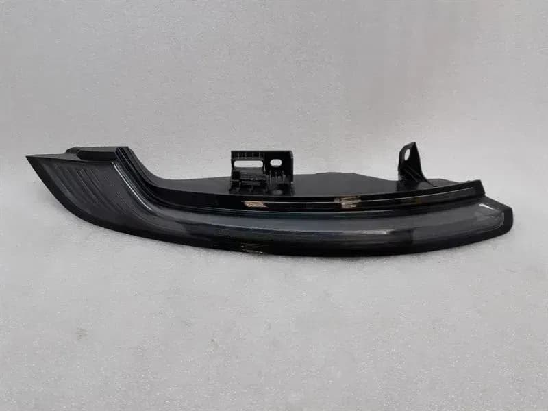 PORSCHE Porsche 911 992 rear light 992945091D defect tail light rear left defect