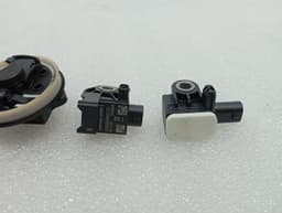 PORSCHE Porsche 911 992 crash sensor set 971907651 impact sensor set — thumbnail 4